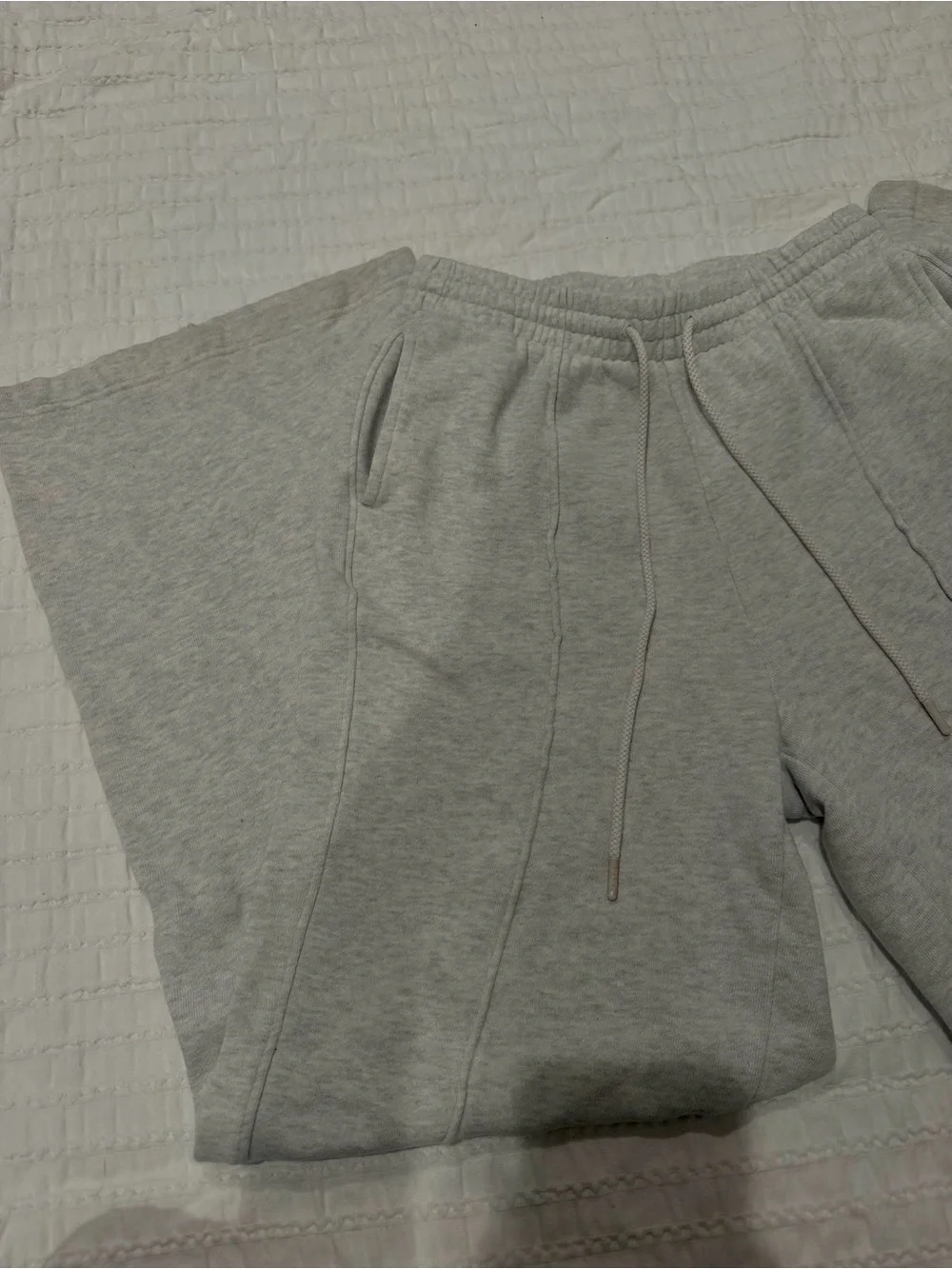 Victoria’s Secret pink women’s wide leg sweatpants